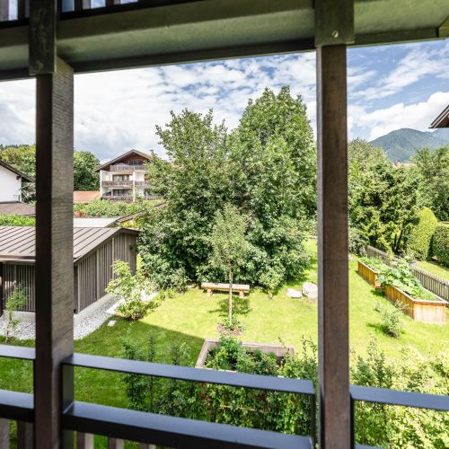 Northbalconywithgardenview
